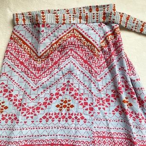 BCBG LIGHT BLUE PATTERNED WRAP AROUND MAXI SKIRT💕